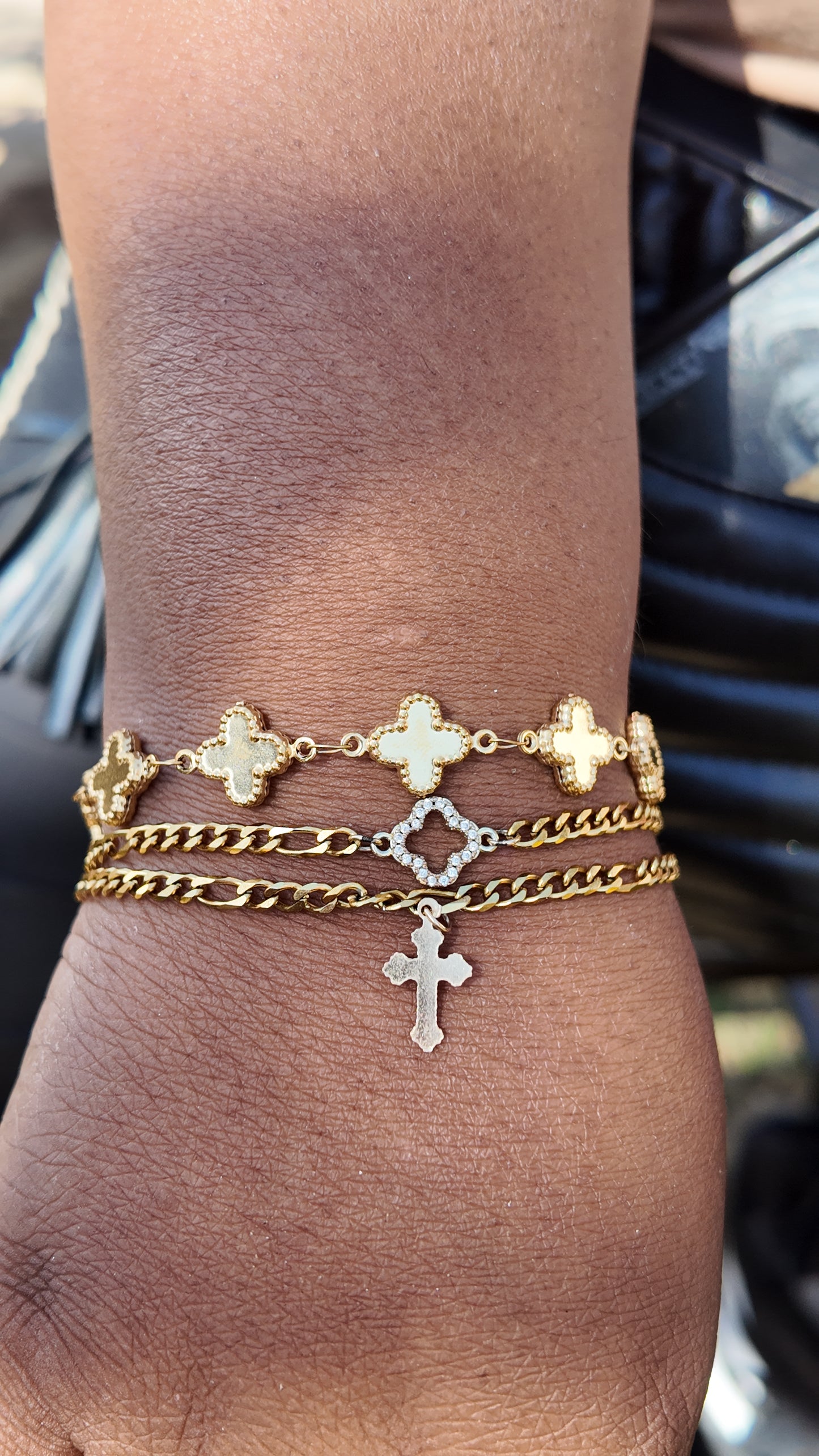 Book a permanent jewelry appointment